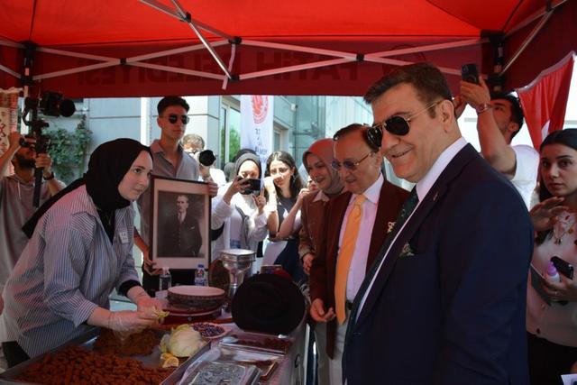 https://cmsapi.yeniyuzyil.edu.tr/news-media/big/237a7a67-6070-44e2-813d-0aaeda9974896.JPG