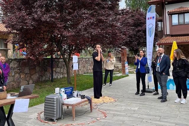 https://cmsapi.yeniyuzyil.edu.tr/news-media/big/39461358-b349-46c1-85e2-4bca636b0c0d1.JPG