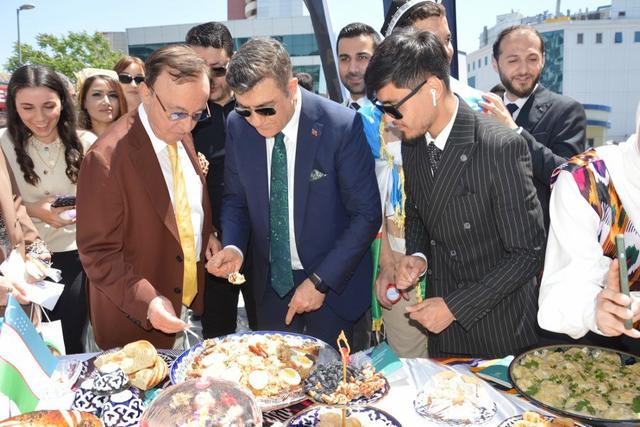https://cmsapi.yeniyuzyil.edu.tr/news-media/big/3d93afab-bff2-4e70-8ebe-20ad56fb117218.JPG