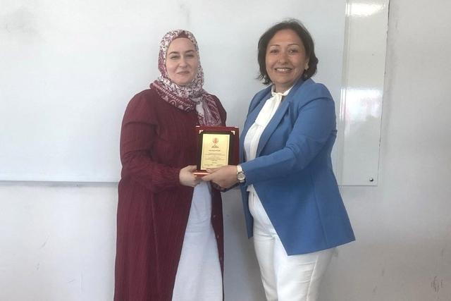 https://cmsapi.yeniyuzyil.edu.tr/news-media/big/3ebbf177-c35a-47ad-87b9-788097ac0a234.jpg