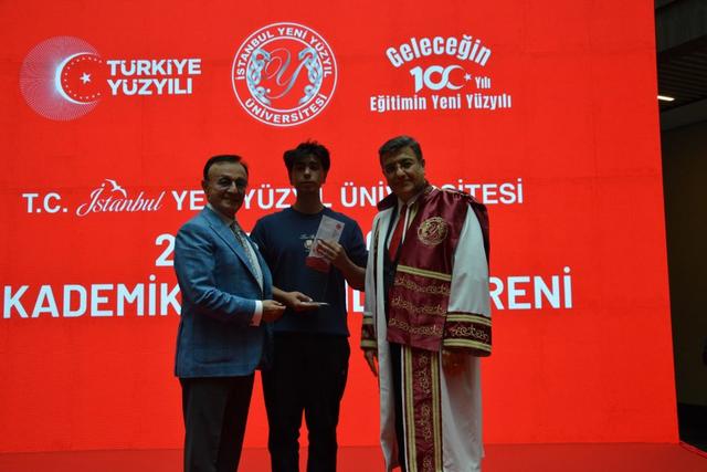 https://cmsapi.yeniyuzyil.edu.tr/news-media/big/4489b519-d1f0-4615-aa15-d00e674fd8466.JPG