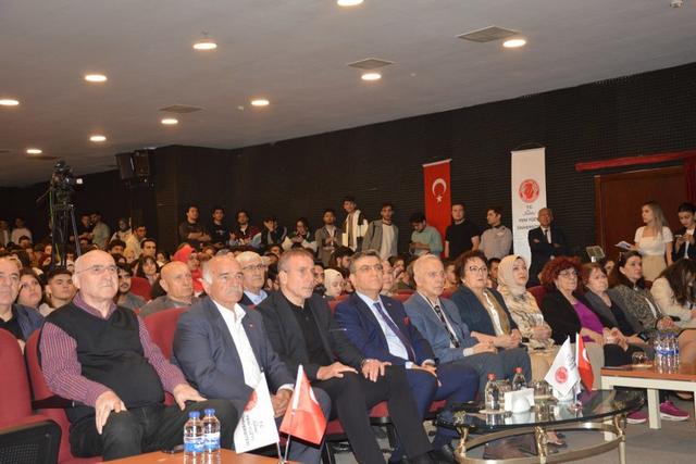 https://cmsapi.yeniyuzyil.edu.tr/news-media/big/45287272-da81-4e76-aa38-d628cd3fa3054.JPG