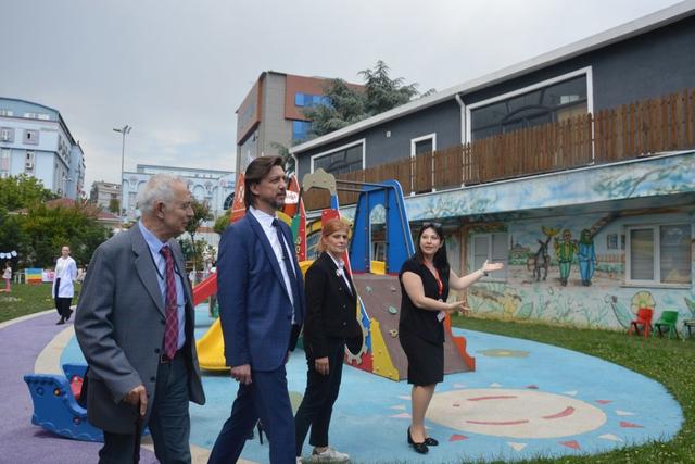 https://cmsapi.yeniyuzyil.edu.tr/news-media/big/4a262eb0-ee15-4176-a557-7b99ea1e7adf8.JPG