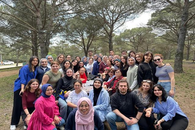 https://cmsapi.yeniyuzyil.edu.tr/news-media/big/654a2ccc-ff82-4d3c-8846-fa9be20e21d44.JPG