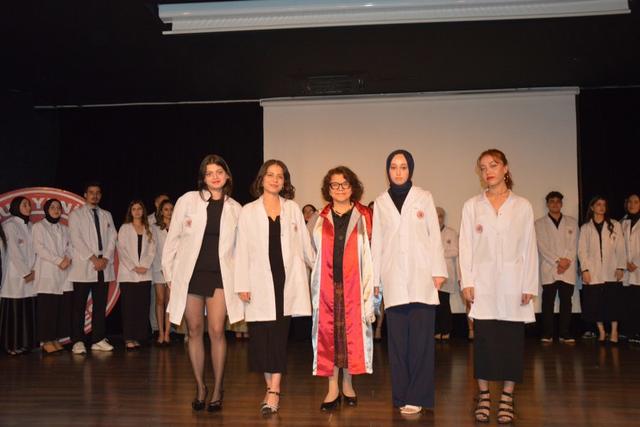 https://cmsapi.yeniyuzyil.edu.tr/news-media/big/68e7de92-2c2c-4d5e-bd77-244c7831a54719.JPG