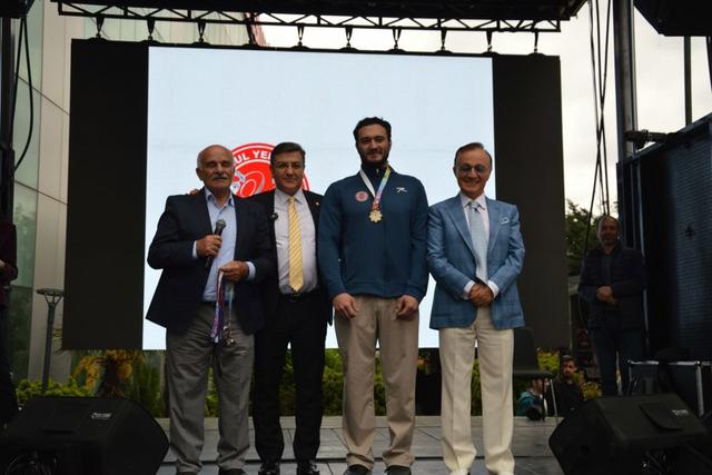 https://cmsapi.yeniyuzyil.edu.tr/news-media/big/708119a9-1b47-4508-aedf-0f2d75bd298550.JPG