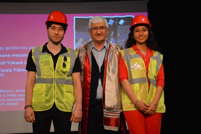 https://cmsapi.yeniyuzyil.edu.tr/news-media/big/735c1327-7f35-4d06-871b-195287aeed1412.JPG