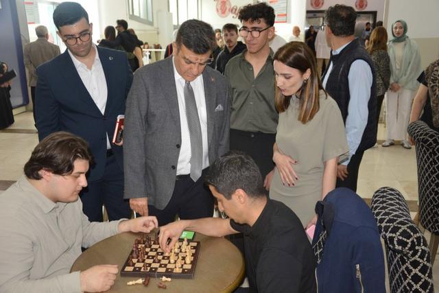 https://cmsapi.yeniyuzyil.edu.tr/news-media/big/95f605fd-b724-45df-98ad-8ae7a59b8cc16.JPG
