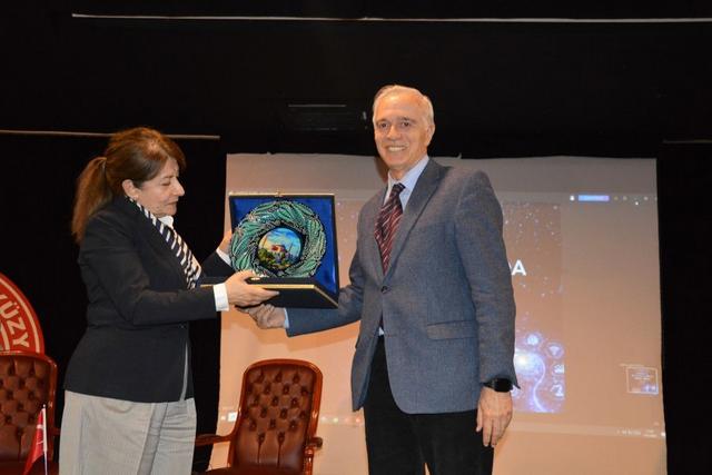 https://cmsapi.yeniyuzyil.edu.tr/news-media/big/9aca1ee8-4434-4153-89fb-fd705900c6325.JPG