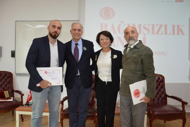 https://cmsapi.yeniyuzyil.edu.tr/news-media/big/a80130ea-ef1c-492d-bdfb-3beb291d359b35.JPG