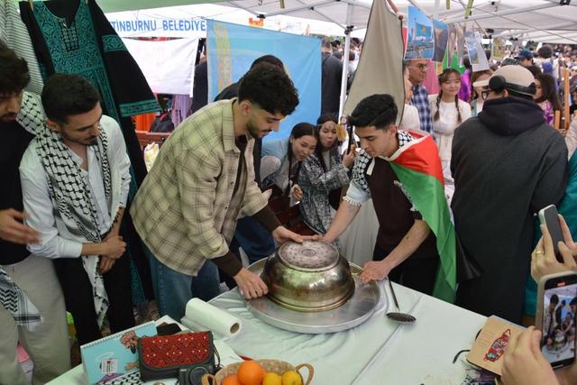 https://cmsapi.yeniyuzyil.edu.tr/news-media/big/b14722dc-728c-45d6-8e37-893614e9bac474.JPG