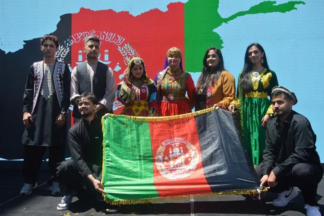 https://cmsapi.yeniyuzyil.edu.tr/news-media/big/b5d5c581-fc77-4234-876f-2c8a185c69a231.JPG