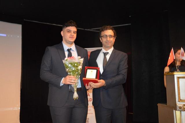 https://cmsapi.yeniyuzyil.edu.tr/news-media/big/b78c7e4b-8ae8-432e-bee0-c4850799a44610.JPG