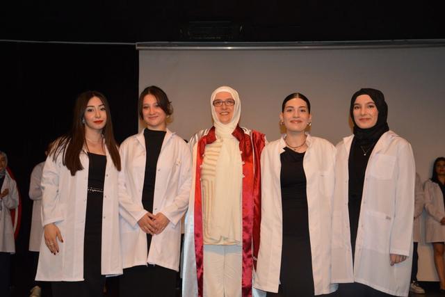 https://cmsapi.yeniyuzyil.edu.tr/news-media/big/bc609793-6233-4062-ae26-bc44d04154b218.JPG