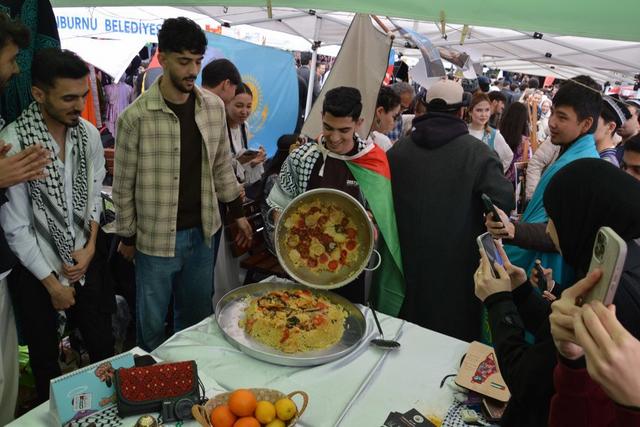 https://cmsapi.yeniyuzyil.edu.tr/news-media/big/cde1b621-c8b5-4ecb-a36c-9eeef6757ddc75.JPG