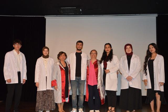 https://cmsapi.yeniyuzyil.edu.tr/news-media/big/e0383927-1fc4-446a-bb9c-5fe5994241ce27.JPG