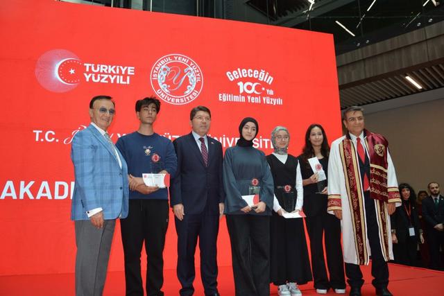 https://cmsapi.yeniyuzyil.edu.tr/news-media/big/e3c70b87-ffb3-49d7-b7d9-8f84a9468dfd10.JPG