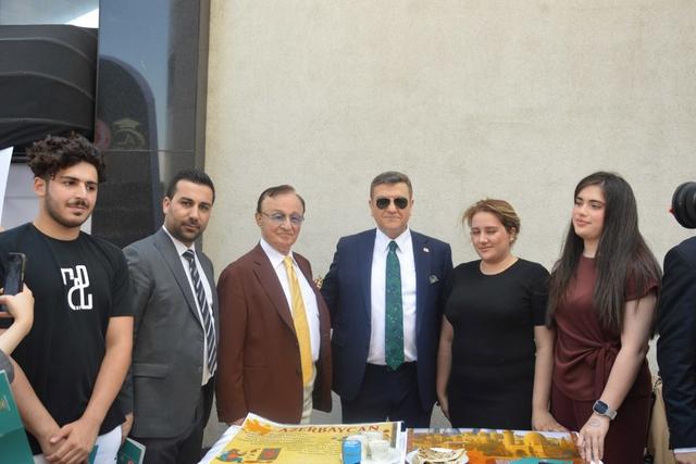 https://cmsapi.yeniyuzyil.edu.tr/news-media/big/ea21146a-eca1-46de-a03c-660ddf26e39019.JPG