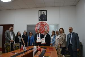 https://cmsapi.yeniyuzyil.edu.tr/news-media/thumb/738f5607-501c-4511-b57d-9a79adc5de643.JPG