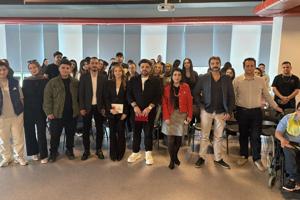 https://cmsapi.yeniyuzyil.edu.tr/news-media/thumb/a27a1795-ef25-44c5-8eaa-6c90842720c29-1.jpg