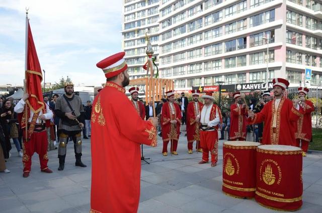 https://content.yeniyuzyil.edu.tr/upload/galeri/2019/2897/big/32.JPG