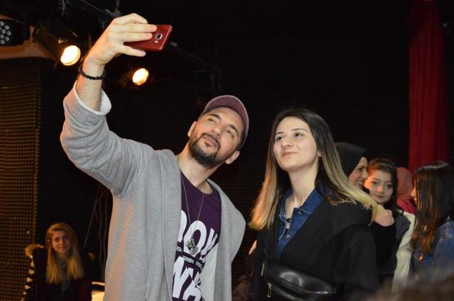 https://content.yeniyuzyil.edu.tr/upload/galeri/2019/2946/big/19.JPG
