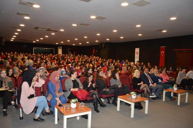 https://content.yeniyuzyil.edu.tr/upload/galeri/2019/2946/big/4.JPG