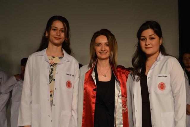 https://content.yeniyuzyil.edu.tr/upload/galeri/2019/3013/big/24.JPG