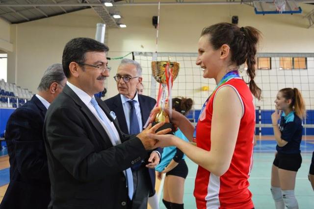 https://content.yeniyuzyil.edu.tr/upload/galeri/2019/3049/big/18.JPG