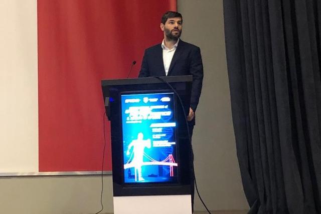 https://content.yeniyuzyil.edu.tr/upload/galeri/2019/3424/big/1.jpg