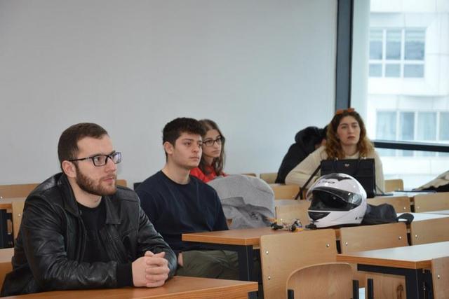 https://content.yeniyuzyil.edu.tr/upload/galeri/2020/3662/big/6.JPG