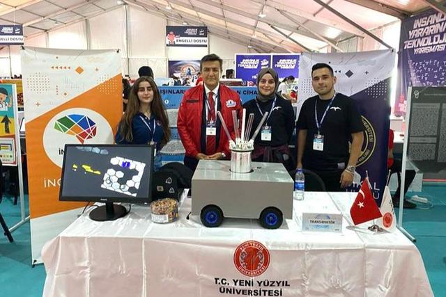 https://content.yeniyuzyil.edu.tr/upload/galeri/2021/4631/big/1.jpg
