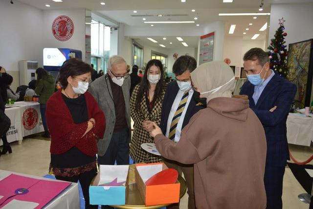 https://content.yeniyuzyil.edu.tr/upload/galeri/2021/4888/big/13.JPG