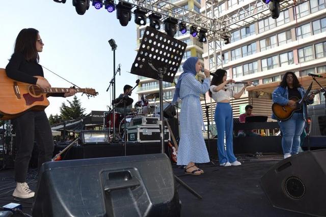 https://content.yeniyuzyil.edu.tr/upload/galeri/2022/5248/big/12.JPG