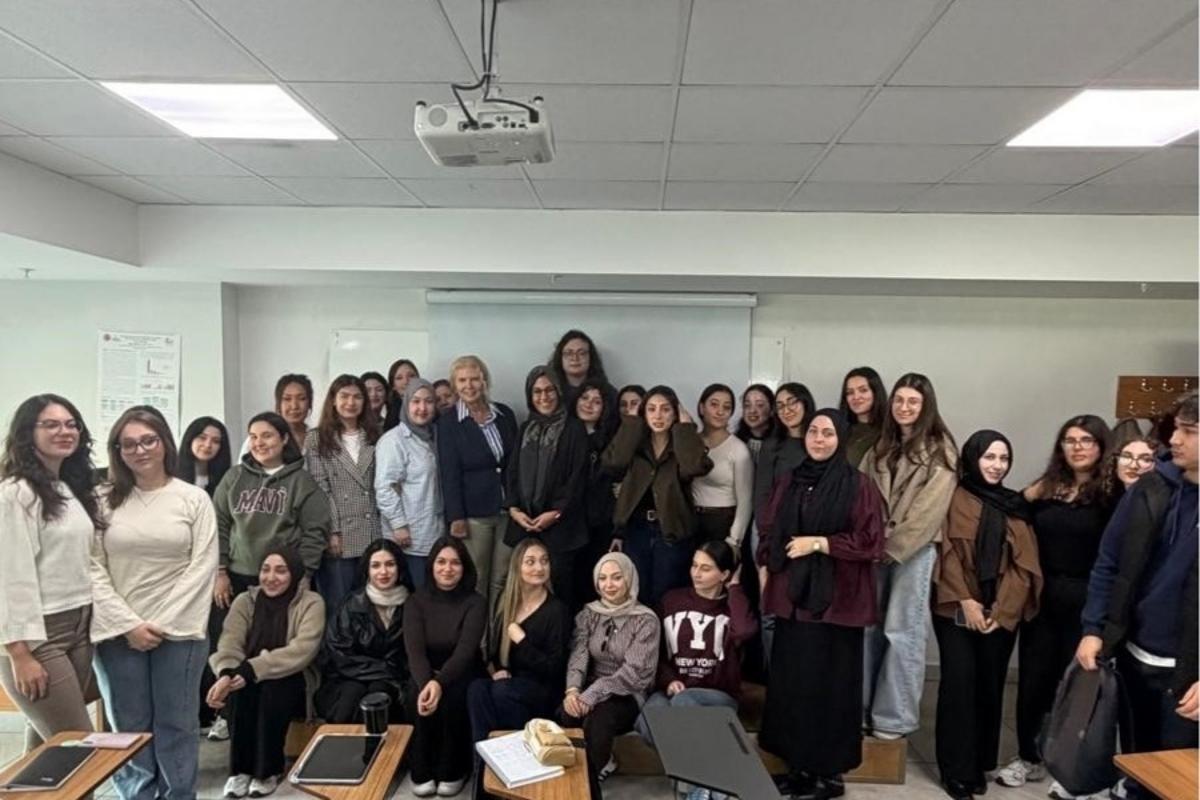 https://cmsapi.yeniyuzyil.edu.tr/news-media/big/a323ef4a-97b0-44a5-be56-c3a6b2080c13Web-Sitesi-Foto-Boyutlandirma-44.jpg