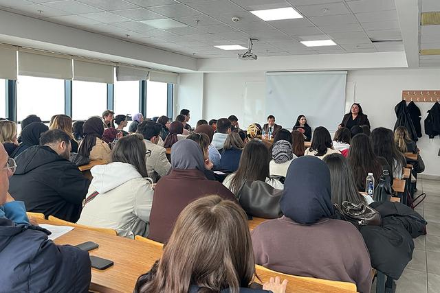 https://cmsapi.yeniyuzyil.edu.tr/news-media/big/e8193973-0c8f-44e2-aefe-6f629d25356a1-4.jpg
