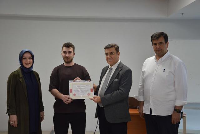 https://cmsapi.yeniyuzyil.edu.tr/news-media/big/f5f6d06b-bfe6-4a1d-a796-6ba5068434e615.jpeg